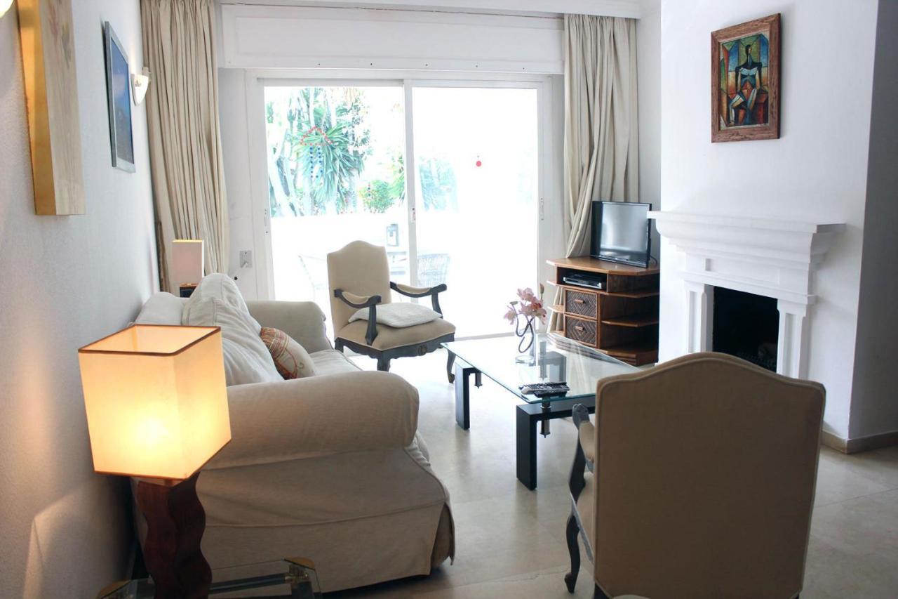 Hacienda Beach Estepona Exterior photo